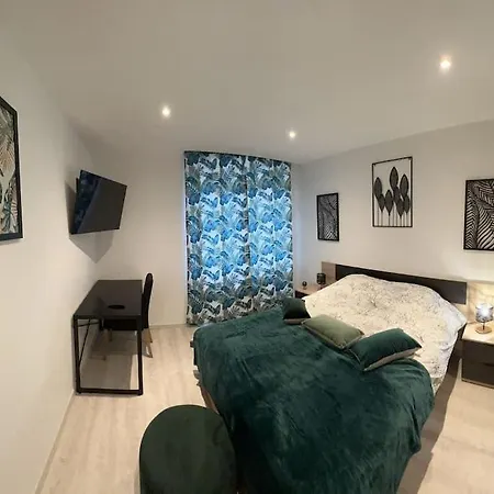 St-marc 6-8personne 2min Centre